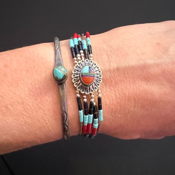 Vintage Native American Signed Liquid Silver Heshi Multi Inlay Bracelet - Picture 7 of 14